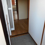 (玄関) (玄関)